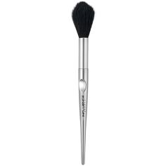 Кисть-факел для пудровых текстур INFLUENCE BEAUTY Universal Torch Brush серебристая