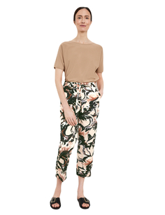 Брюки женские Gerry Weber 120022-31215-9018 бежевые 46