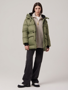 Пуховик женский Eleganzza 1241122008 зеленый 44 RU