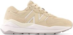 Кроссовки женские New Balance 5 740 бежевые 9 US