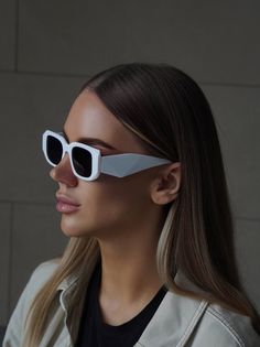 Солнцезащитные очки женские 10 out of 10 model02 черные