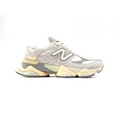 Спортивные кроссовки унисекс New Balance 9060 серые 42 EU