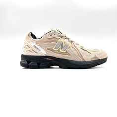 Спортивные кроссовки мужские New Balance 1906D бежевые 40 EU