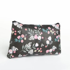 Косметичка женская Ком1 черная, 11х1,5х18 см No Brand