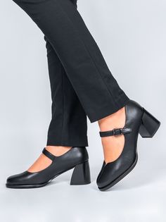 Туфли женские COVANI MYS24-BCLM3-016A черные 40 RU