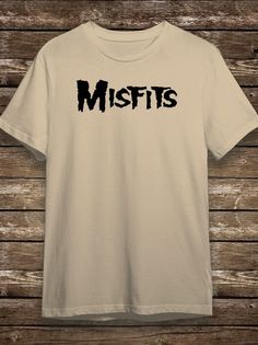 Футболка мужская HYPNOTICA музыка Misfits - 1572 бежевая S