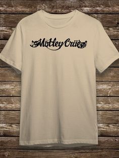 Футболка мужская HYPNOTICA музыка Motley Crue - 1510 бежевая S
