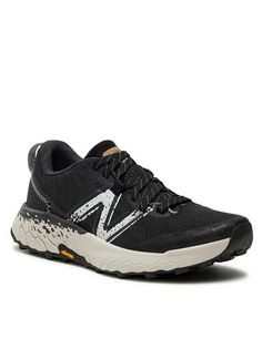 Кроссовки мужские New Balance Fresh Foam Hierro v7 MTHIER7V черные 47.5 EU