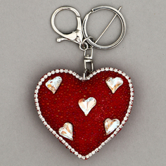Мягкая игрушка "Объемное сердце" со стразами, на брелоке, 7 см, цвет красный No Brand