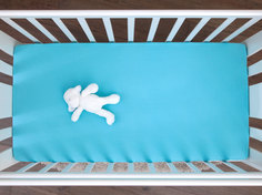 Простыня на резинке Хлопковый Край в детскую кроватку бирюза