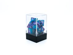 Набор кубиков для D&D, Dungeons and Dragons, ДнД, Pathfinder фиолетово-голубые No Brand