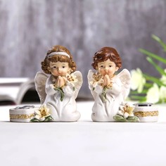 Сувенир полистоун подсвечник "Ангелочек в платье, с лилией" МИКС 6,5х6,5х3,4 см No Brand