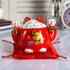 Копилка керамика "Кот манэки-нэко красный с колокольчиками" 10,5х13,5х9 см No Brand