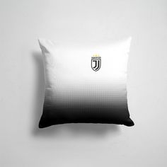Подушка декоративная 45х45см Футбол Juventus Ювентус 365home