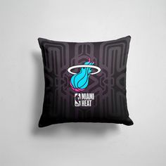 Подушка декоративная 45х45см Баскетбол NBA Miami Heat 3 365home