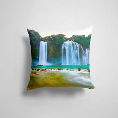 Подушка декоративная 45х45см Туристические Разные туристические водопад 365home