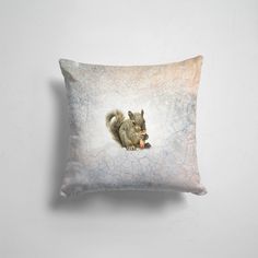 Подушка декоративная 45х45см Фильмы Хоррор Белки 365home