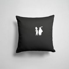 Подушка декоративная 45х45см Геймерам It takes two It Takes Two Silhouette 365home