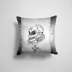 Подушка декоративная 45х45см Монстры привидения и дьяволы SKULL BY VIK CANEMIRA 365home