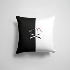Подушка декоративная 45х45см Популярные Монстры привидения и дьяволы ONYX 365home