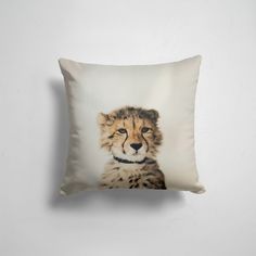 Подушка декоративная 45х45см Звери Крупные кошки Маленький гепард 365home