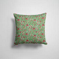 Подушка декоративная 45х45см Девушкам Красивые рисунки Клюква на болоте 365home