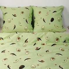 Простыня на резинке Ночь нежна Авокадо бязь, 120х200х20 см АЛЬФА ТРЕЙД ООО