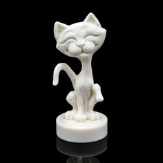 Скульптура из кости "Хитрый кот" No Brand