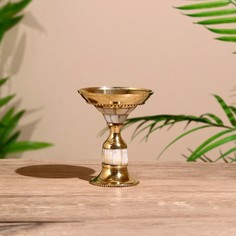 Подсвечник "Мирр" латунь, перламутр 9 см No Brand