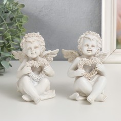 Сувенир полистоун "Ангелочек с венком из роз в форме сердца" МИКС 11x9x8,4 см (2 шт.) No Brand