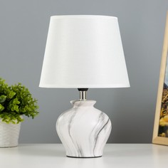 Настольная лампа "Кумп" E14 40Вт белый-серый 20х20х30 см. Risalux