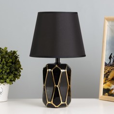 Настольная лампа "Рико" Е14 40Вт черно-золотистый 20х20х33 см Risalux