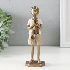 Сувенир полистоун "Мальчишка с котом" бронза, бело-песочный 5,5х5,5х16,5 см (4 шт.) No Brand