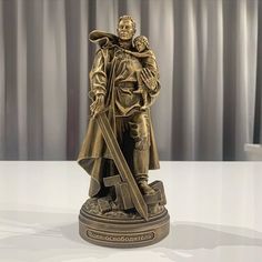 Vernissge of History Статуэтка Воин Освободитель