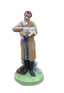 Статуэтка Ветеринар Royal Doulton