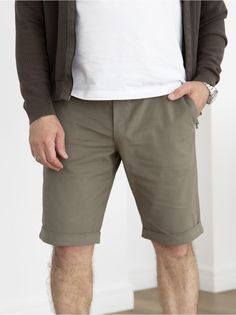 Повседневные шорты мужские ASFASHIONDP 8910ШП хаки 50 RU