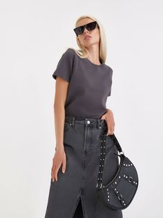 Футболка женская SMLXL wear U-база монохром серая S