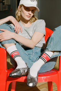 Носки женские Finn Flare CSE17700 белые 23-25