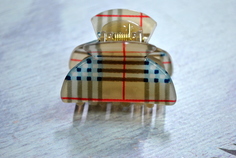 Заколка-краб женская Fashion Jewelry Барберри белая/коричневая/красная