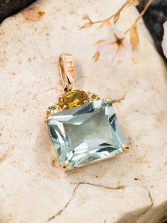 Кулон из золота Ювелирные традиции П-2623, аметист