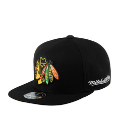 Бейсболка унисекс Mitchell & Ness 6HSFSH22084-CBHBLCK Chicago Blackhawks NHL черная, р.62