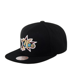 Бейсболка Mitchell & Ness HHSS5471-P76YYPPPBLCK Philadelphia 76Ers NBA черная, one size Mitchell&Ness