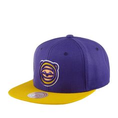 Бейсболка унисекс MITCHELL NESS 6HSSRI21052-LALPRGD Los Angeles Lakers NBA фиолетовая Mitchell&Ness