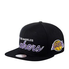 Бейсболка унисекс MITCHELL NESS HHSS3280-LALYYPPPBLCK Los Angeles Lakers NBA черная Mitchell&Ness