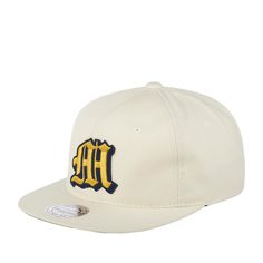 Бейсболка унисекс MITCHELL NESS 6LULEY18046-MNNOFWH кремовая one size Mitchell&Ness