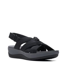 Сандалии женские Clarks 26161010 черные 40.5 EU