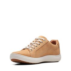 Кеды женские Clarks 26171018 бежевые 41 EU