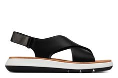 Сандалии женские Clarks 26158477 черные 38 EU