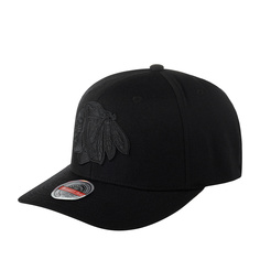 Бейсболка Mitchell&Ness HHSSINTL1185-CBHBLCK Chicago Blackhawks NHL черная, one size