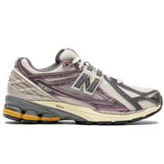 Кроссовки мужские New Balance M1906RRA бежевые 7.5 US